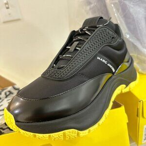NWT！NEW! Marc Jacobs The Lazy Runner Sneakers -Authentic Unisex size 37, 38 ONLY
